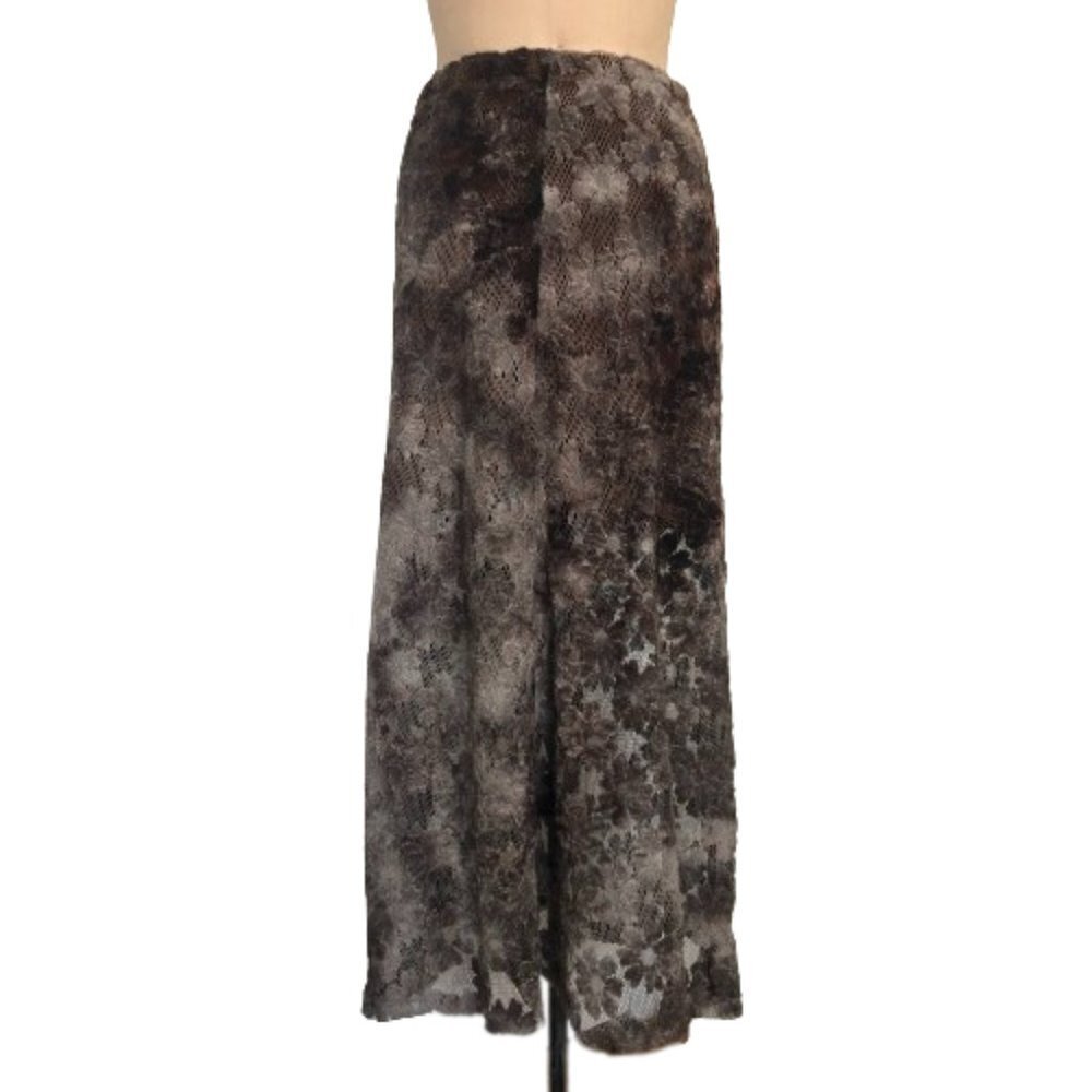 Vintage Y2K 90s minimalist grunge crochet lace mash floral maxi skirt